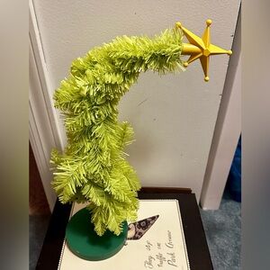 Lime Green The Grinch Holiday Tree with Yellow Star Topper